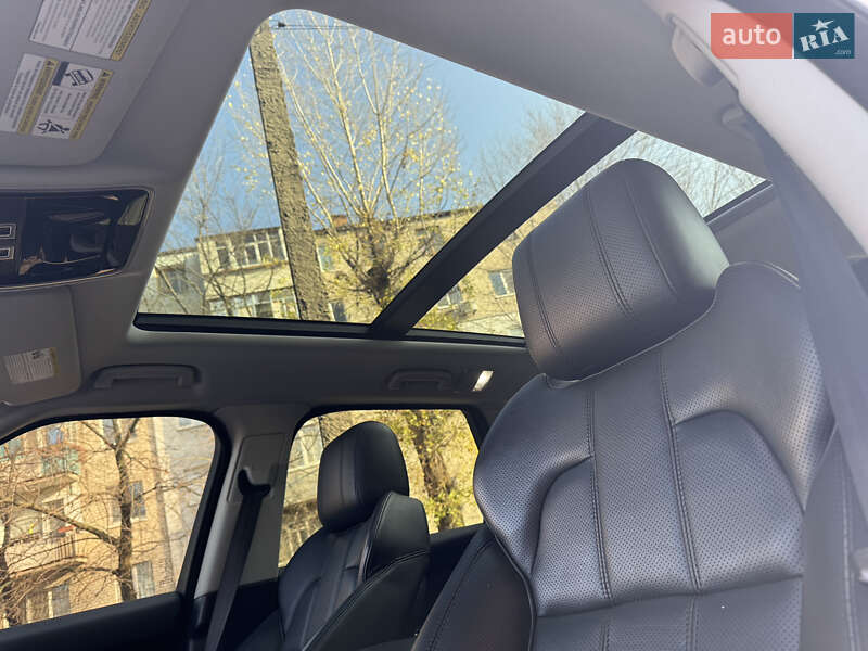 Внедорожник / Кроссовер Land Rover Range Rover Sport 2016 в Днепре