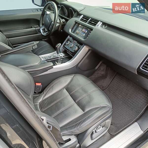 Внедорожник / Кроссовер Land Rover Range Rover Sport 2016 в Дубно