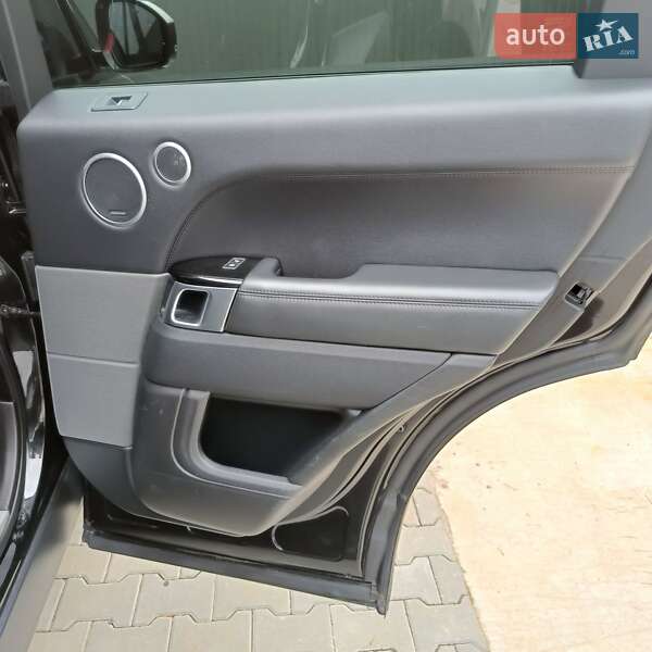 Внедорожник / Кроссовер Land Rover Range Rover Sport 2016 в Дубно