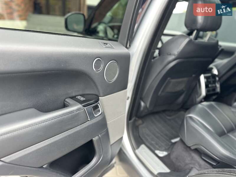 Внедорожник / Кроссовер Land Rover Range Rover Sport 2017 в Радомышле