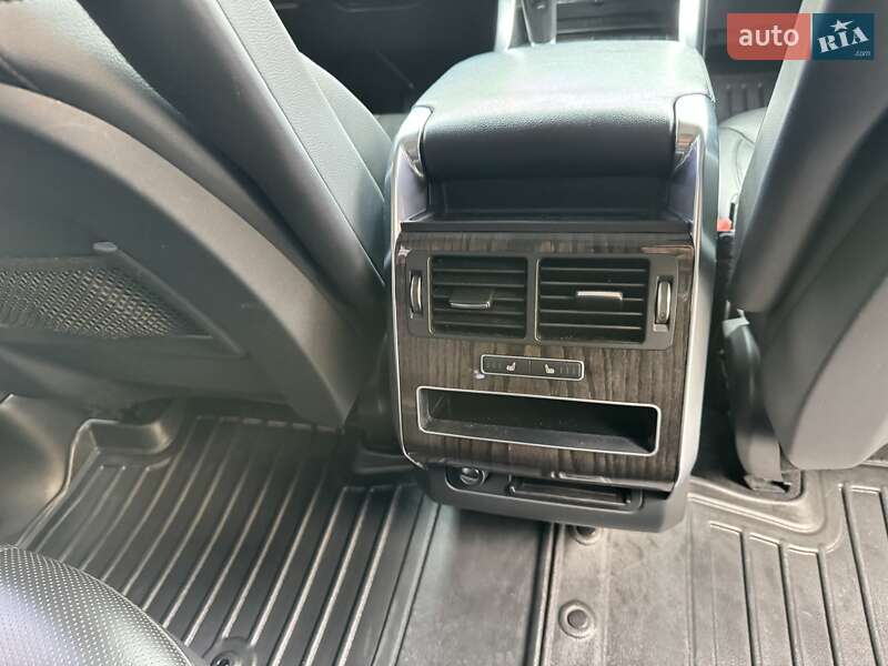 Внедорожник / Кроссовер Land Rover Range Rover Sport 2016 в Николаеве