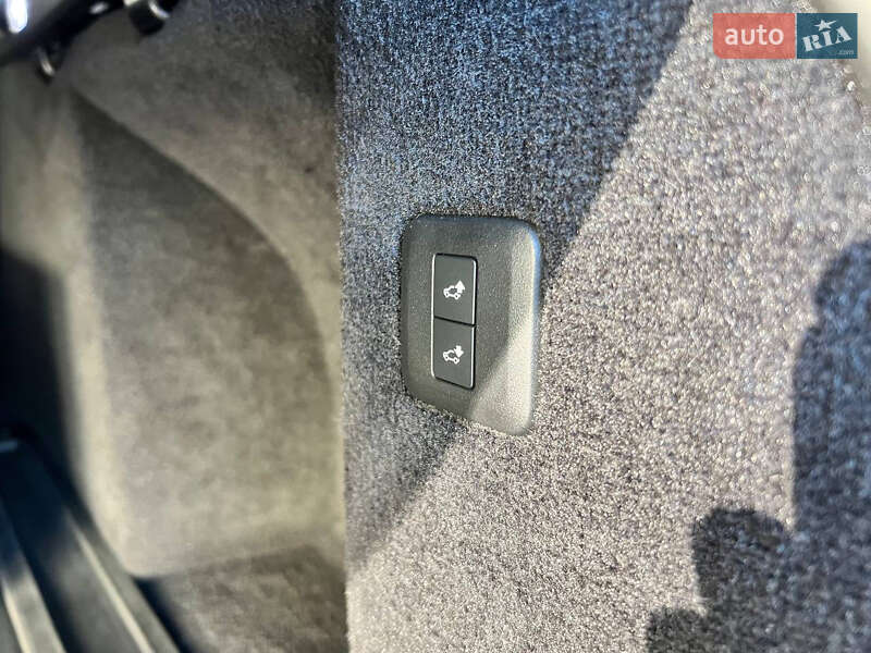 Внедорожник / Кроссовер Land Rover Range Rover Sport 2019 в Днепре