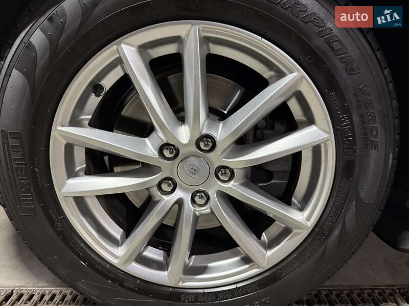 Внедорожник / Кроссовер Land Rover Range Rover Sport 2016 в Киеве