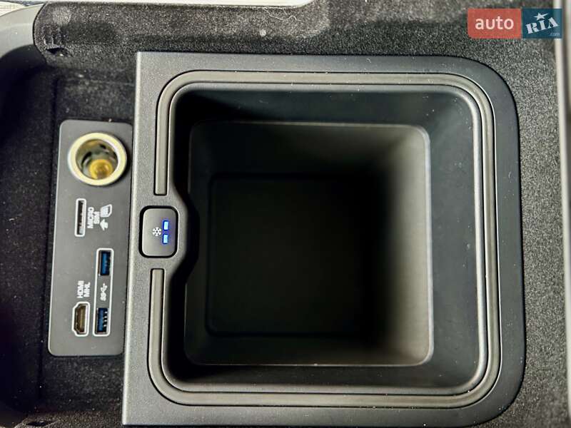 Внедорожник / Кроссовер Land Rover Range Rover Sport 2018 в Черновцах