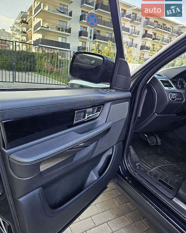 Внедорожник / Кроссовер Land Rover Range Rover Sport 2011 в Тернополе