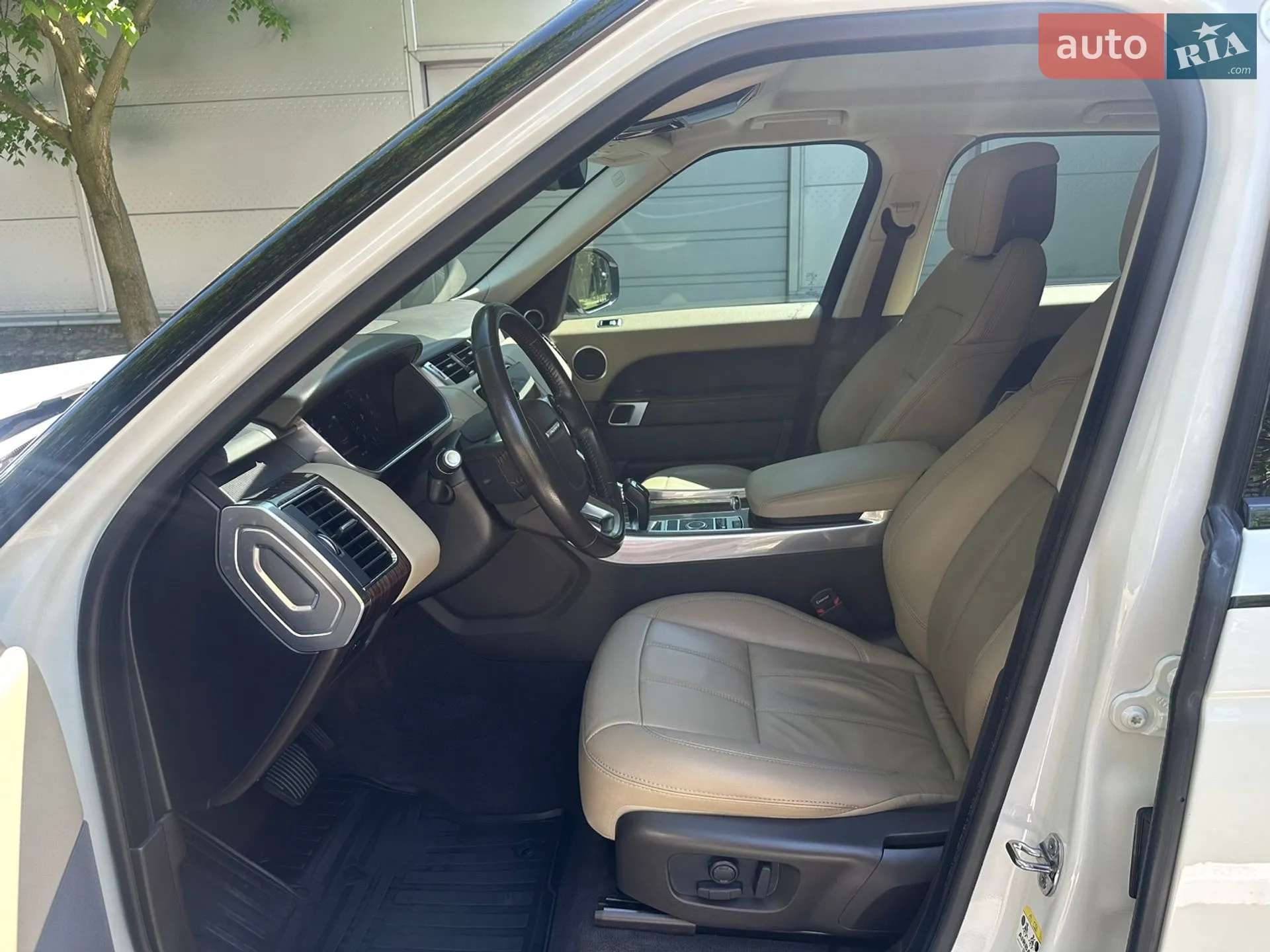 Land Rover Range Rover Sport 2019 VIN SALWA2BK7KA854068 фото оголошення 50 з 77