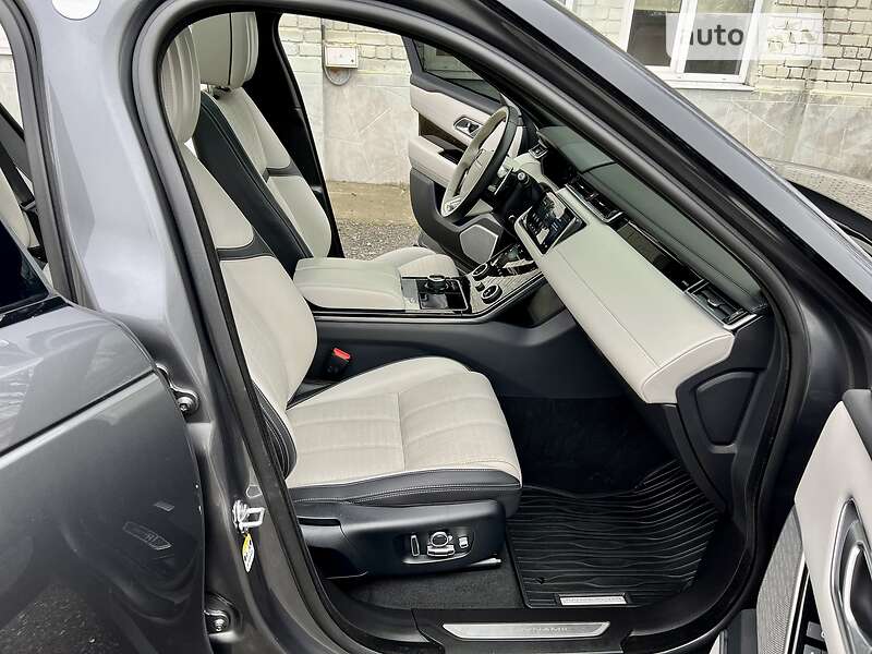 Внедорожник / Кроссовер Land Rover Range Rover Velar 2017 в Киеве