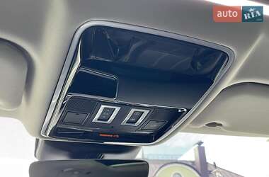 Внедорожник / Кроссовер Land Rover Range Rover Velar 2020 в 