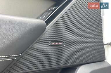 Внедорожник / Кроссовер Land Rover Range Rover Velar 2020 в 