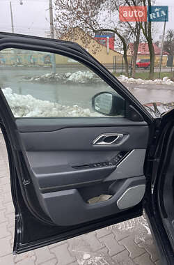 Внедорожник / Кроссовер Land Rover Range Rover Velar 2017 в 