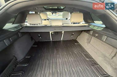 Позашляховик / Кросовер Land Rover Range Rover Velar 2021 в 