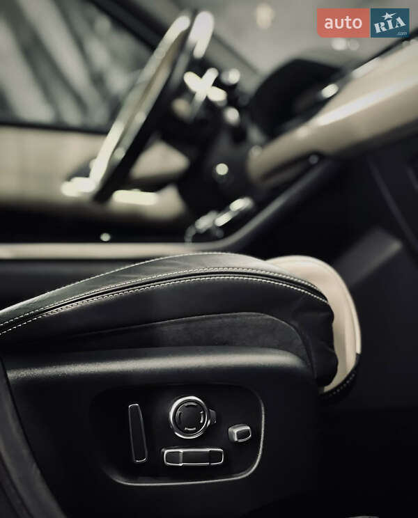 Позашляховик / Кросовер Land Rover Range Rover Velar 2017 в Києві