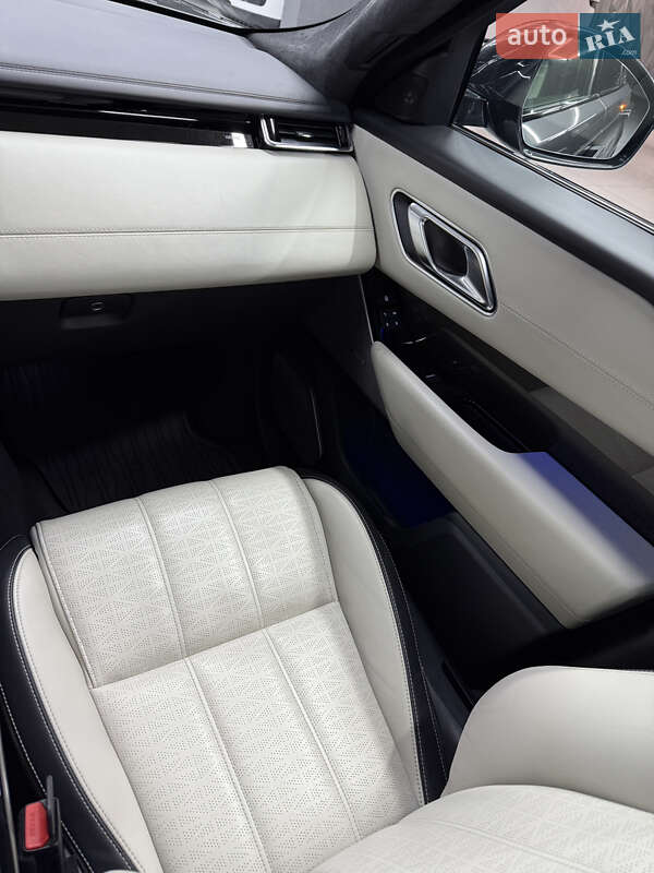 Внедорожник / Кроссовер Land Rover Range Rover Velar 2017 в Одессе