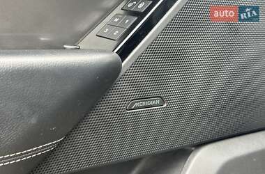 Внедорожник / Кроссовер Land Rover Range Rover Velar 2017 в 