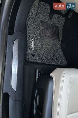 Внедорожник / Кроссовер Land Rover Range Rover Velar 2018 в 