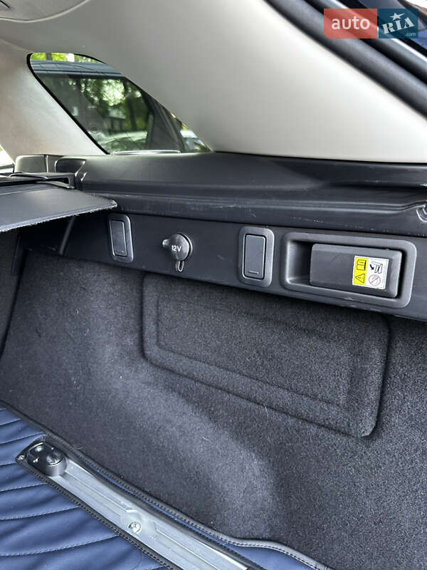 Внедорожник / Кроссовер Land Rover Range Rover Velar 2017 в Киеве