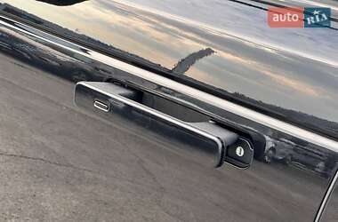 Внедорожник / Кроссовер Land Rover Range Rover Velar 2021 в 