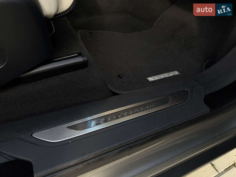 Позашляховик / Кросовер Land Rover Range Rover Velar 2017 в Тернополі