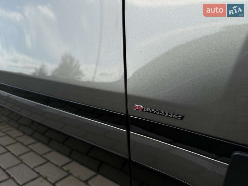 Позашляховик / Кросовер Land Rover Range Rover Velar 2017 в Тернополі