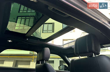 Внедорожник / Кроссовер Land Rover Range Rover Velar 2018 в 