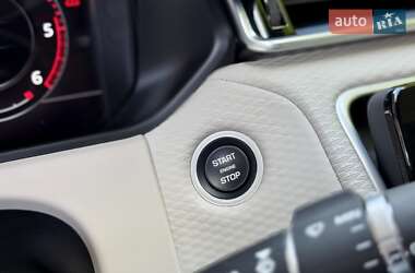Внедорожник / Кроссовер Land Rover Range Rover Velar 2019 в 