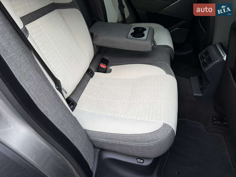 Позашляховик / Кросовер Land Rover Range Rover Velar 2018 в Києві