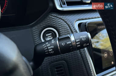 Внедорожник / Кроссовер Land Rover Range Rover Velar 2019 в 