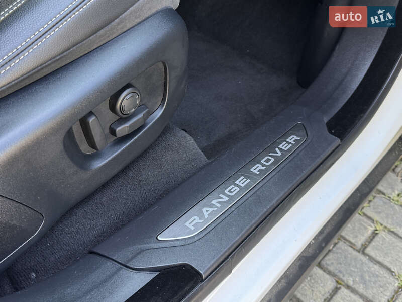 Позашляховик / Кросовер Land Rover Range Rover Velar 2019 в Самборі