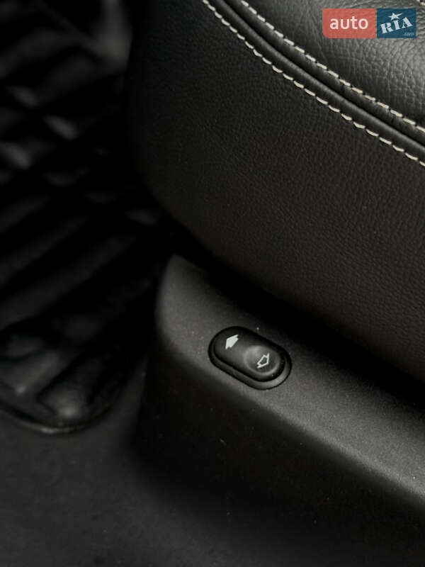 Внедорожник / Кроссовер Land Rover Range Rover Velar 2017 в Тернополе