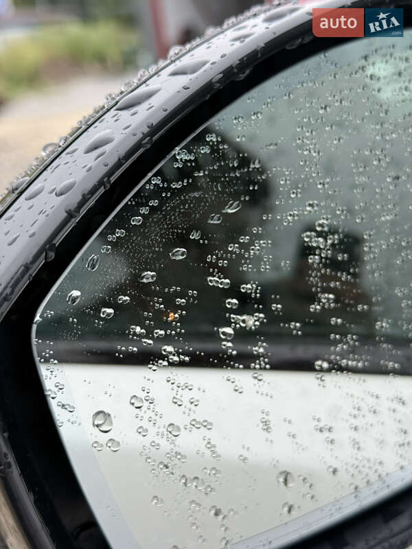 Внедорожник / Кроссовер Land Rover Range Rover Velar 2017 в Тернополе