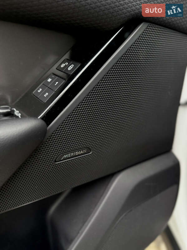 Внедорожник / Кроссовер Land Rover Range Rover Velar 2017 в Тернополе