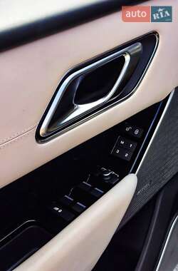 Внедорожник / Кроссовер Land Rover Range Rover Velar 2018 в 
