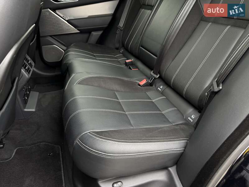 Позашляховик / Кросовер Land Rover Range Rover Velar 2017 в Стрию