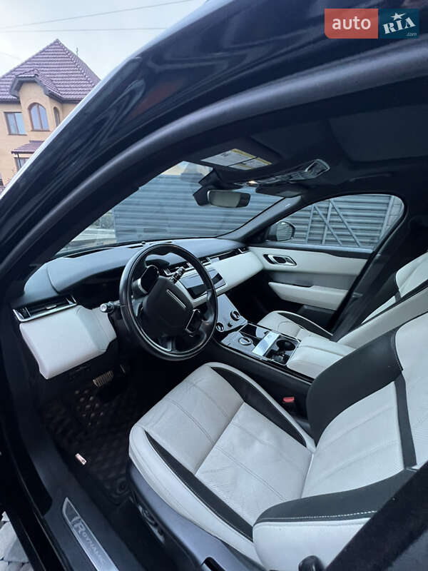 Внедорожник / Кроссовер Land Rover Range Rover Velar 2019 в Вишневом