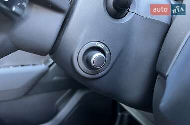Позашляховик / Кросовер Land Rover Range Rover Velar 2024 в  фото 29 Позашляховик / Кросовер Land Rover Range Rover Velar 2024 в