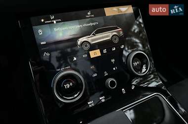 Внедорожник / Кроссовер Land Rover Range Rover Velar 2022 в 