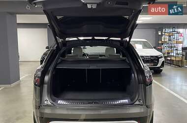 Внедорожник / Кроссовер Land Rover Range Rover Velar 2017 в 