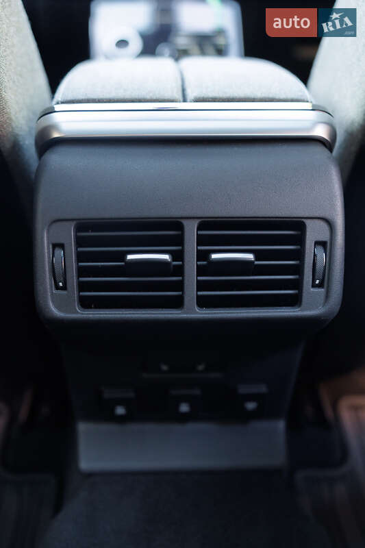 Позашляховик / Кросовер Land Rover Range Rover Velar 2019 в Чернівцях фото 40 Позашляховик / Кросовер Land Rover Range Rover Velar 2019 в Чернівцях