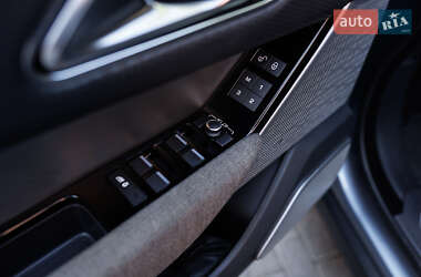 Внедорожник / Кроссовер Land Rover Range Rover Velar 2019 в 