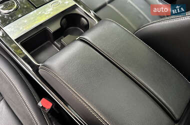 Внедорожник / Кроссовер Land Rover Range Rover Velar 2018 в 