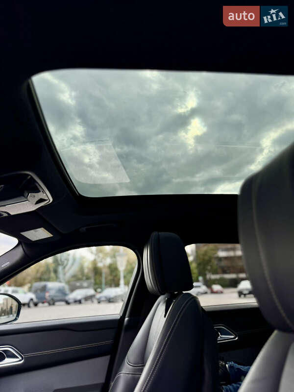 Внедорожник / Кроссовер Land Rover Range Rover Velar 2019 в Киеве фото 21 Внедорожник / Кроссовер Land Rover Range Rover Velar 2019 в Киеве