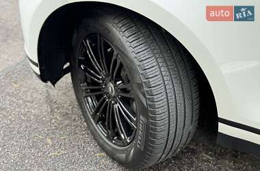 Внедорожник / Кроссовер Land Rover Range Rover Velar 2022 в 