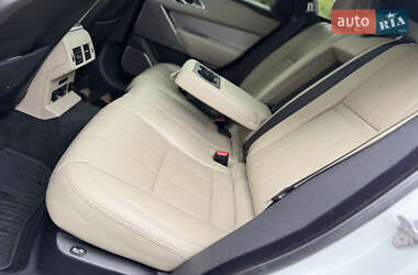Внедорожник / Кроссовер Land Rover Range Rover Velar 2018 в 