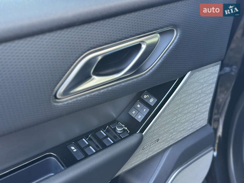 Внедорожник / Кроссовер Land Rover Range Rover Velar 2018 в Киеве