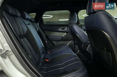 Позашляховик / Кросовер Land Rover Range Rover Velar 2021 в  фото 35 Позашляховик / Кросовер Land Rover Range Rover Velar 2021 в