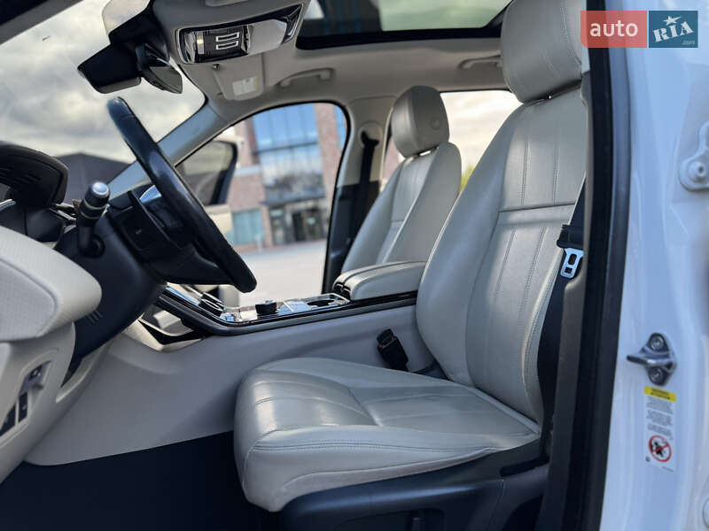 Внедорожник / Кроссовер Land Rover Range Rover Velar 2017 в Киеве фото 23 Внедорожник / Кроссовер Land Rover Range Rover Velar 2017 в Киеве