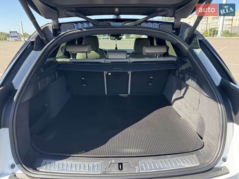 Внедорожник / Кроссовер Land Rover Range Rover Velar 2021 в Киеве фото 31 Внедорожник / Кроссовер Land Rover Range Rover Velar 2021 в Киеве