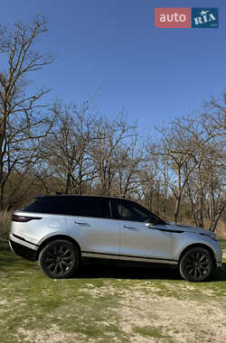 Позашляховик / Кросовер Land Rover Range Rover Velar 2018 в  фото 7 Позашляховик / Кросовер Land Rover Range Rover Velar 2018 в