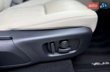 Позашляховик / Кросовер Land Rover Range Rover Velar 2021 в  фото 16 Позашляховик / Кросовер Land Rover Range Rover Velar 2021 в
