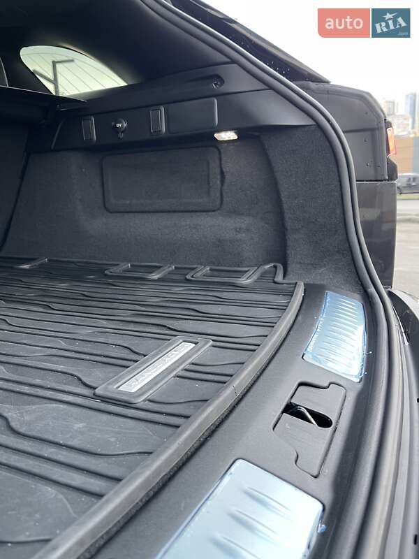 Внедорожник / Кроссовер Land Rover Range Rover Velar 2021 в Днепре фото 13 Внедорожник / Кроссовер Land Rover Range Rover Velar 2021 в Днепре